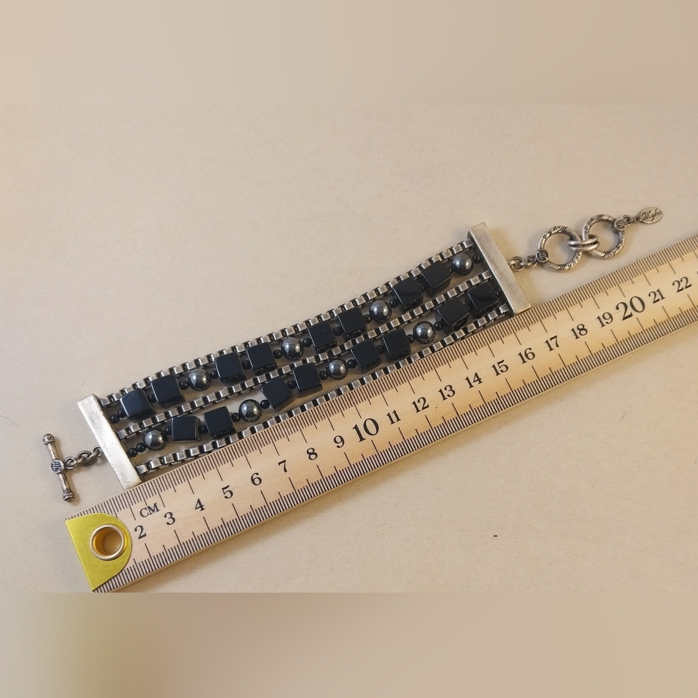 Tyra Chic Black and Silver Bracelet - Picture 3 of 13